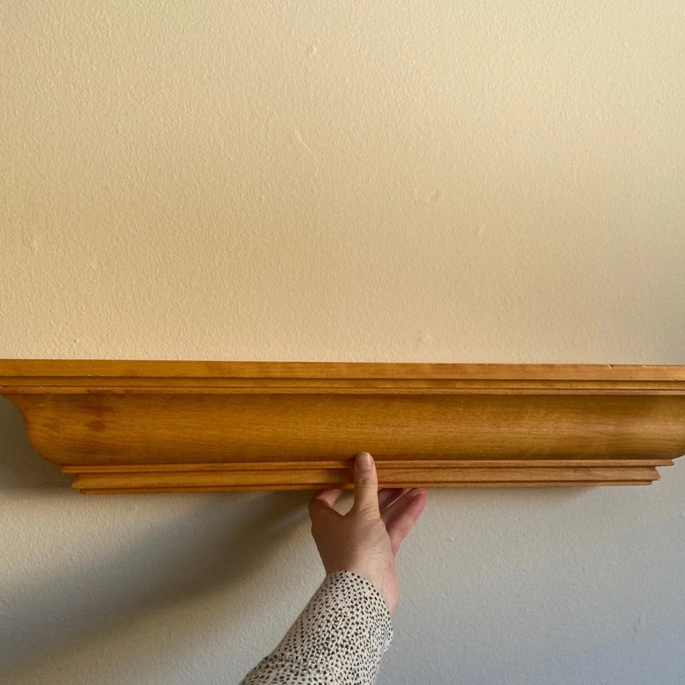 Pottery Barn Crown Molding Wood Floating Wall Shelf Picture Ledge Cottage Rustic
